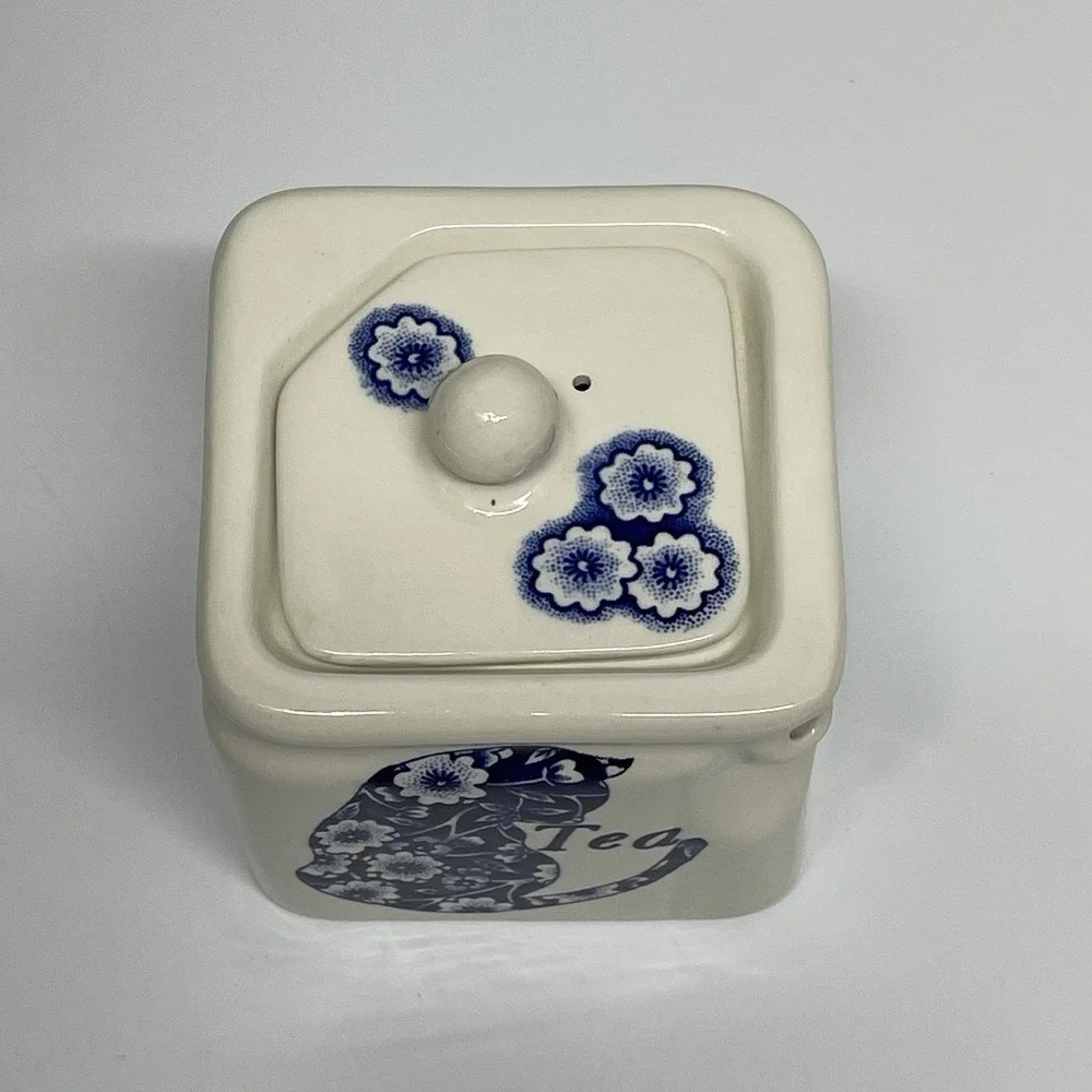 Royal Crownford Staffordshire‎ England Blue Calico Cat Cube Teapot Vintage